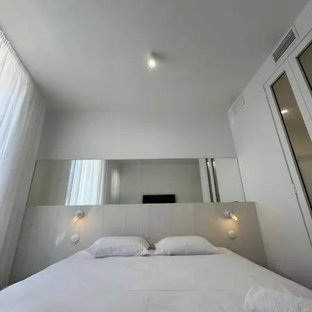 Maison Lyo - Luxueuse - King Size & Baignoire * Cannes