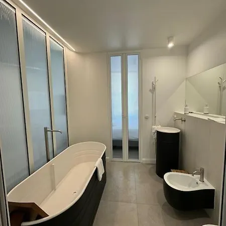 Maison Lyo - Luxueuse - King Size & Baignoire Διαμέρισμα *