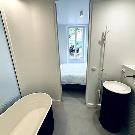 Διαμέρισμα Maison Lyo - Luxueuse - King Size & Baignoire Κάννες